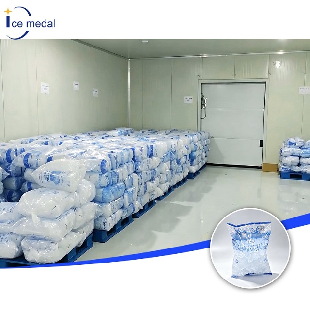 Ligne de production de glace en tube de 5 tonnes avec système d'emballage de glace automatique
